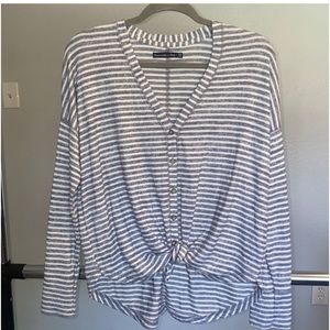 Abercrombie Tie Front Button Sweatshirt